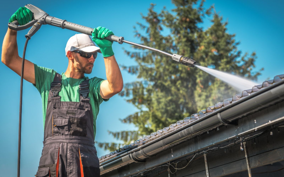 5 Benefits of Professional Roof Cleaning for Your Home